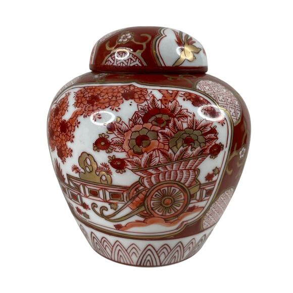 Vintage Gold Imari Hand Painted Vase Ginger Jar Porcelain Japan - Picture 1 of 8